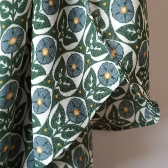 'MAX STUDIO' NWT Abstract Tulip Sleeve Top XL - Picture 4 of 12